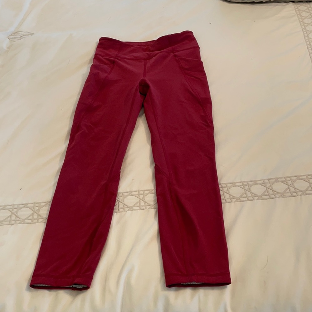 Lululemon size 4 leggings yoga